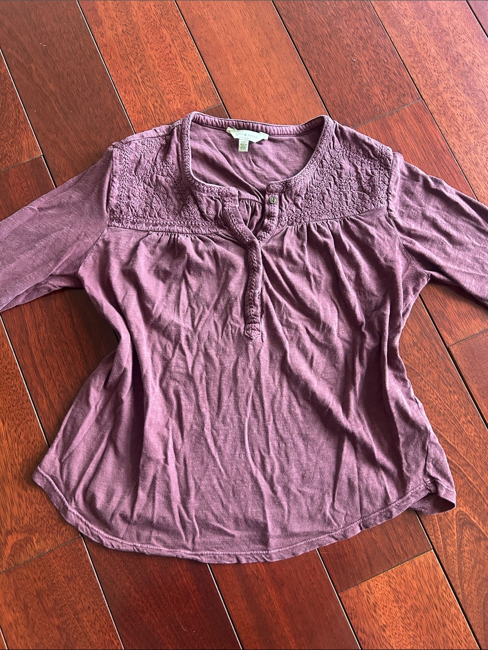 3/4 sleeve w lace in Plum